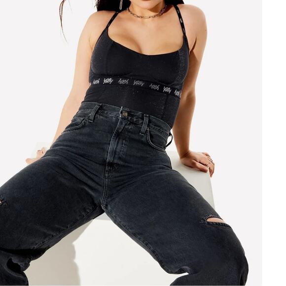 NWT Yitty Spotlight Shaping Demi Cup Thong Bodysuit Shimmer Iconic Black - Picture 1 of 9